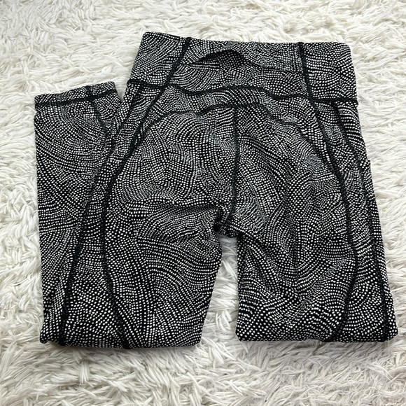 Lululemon Pace Rival High-Rise Crop 22" Velocity Mesh Island Mist Black / Black - Picture 5 of 6